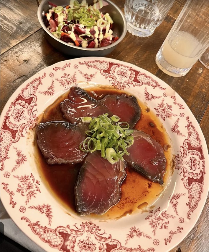 Sashimi de thonines de Méditerranée chez O'Père à Aix-en-Provence