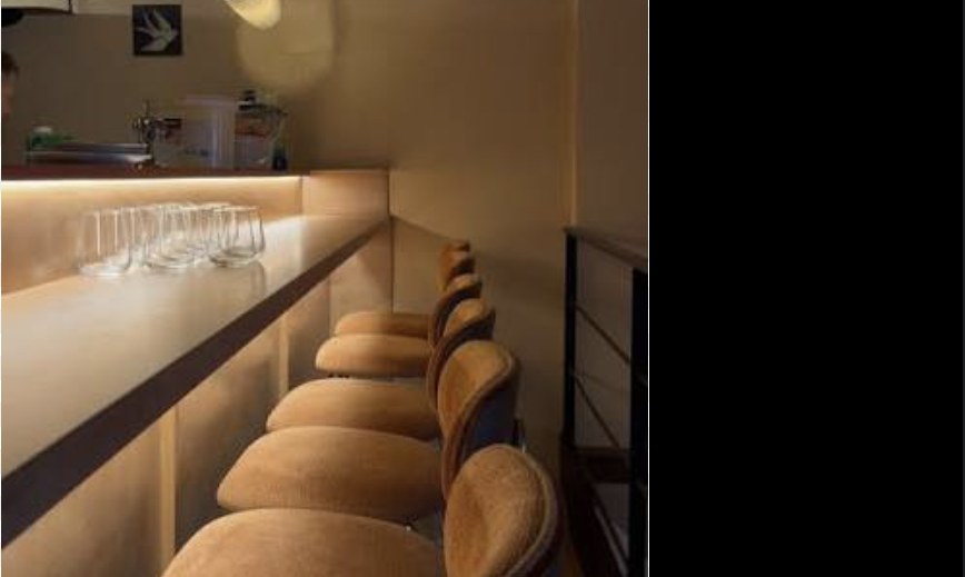 Mange-debout et verres au bar de Tomette à Marseille
